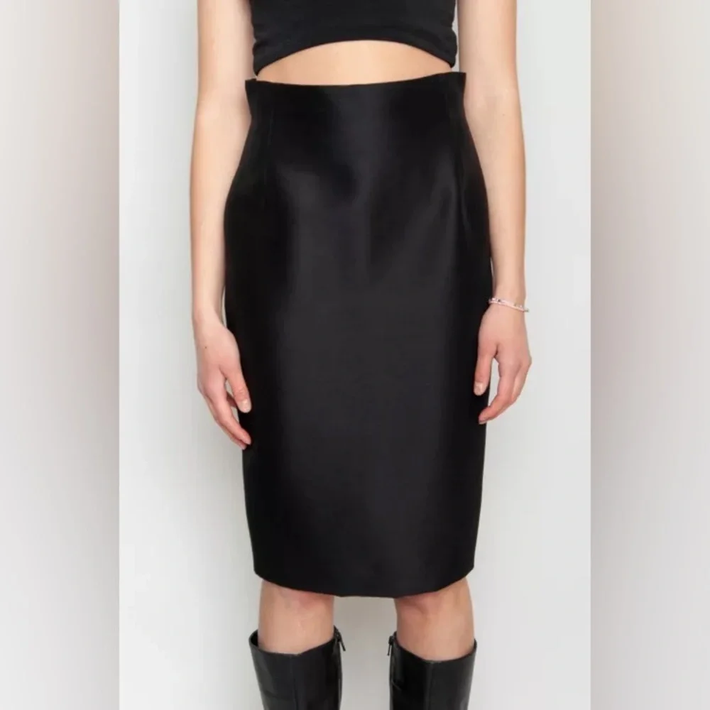 Giambattista Valli Vintage Silk Wool Black Structured Pencil Skirt EUC IT44 US8